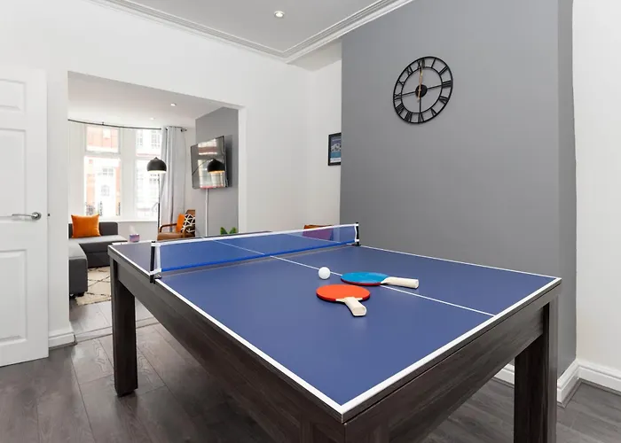 Flatzy - 12 Person Townhouse With Pool Table And Ping Pong